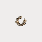 Callaia, Ear cuff