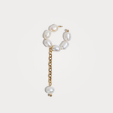 Nora, Ear cuff