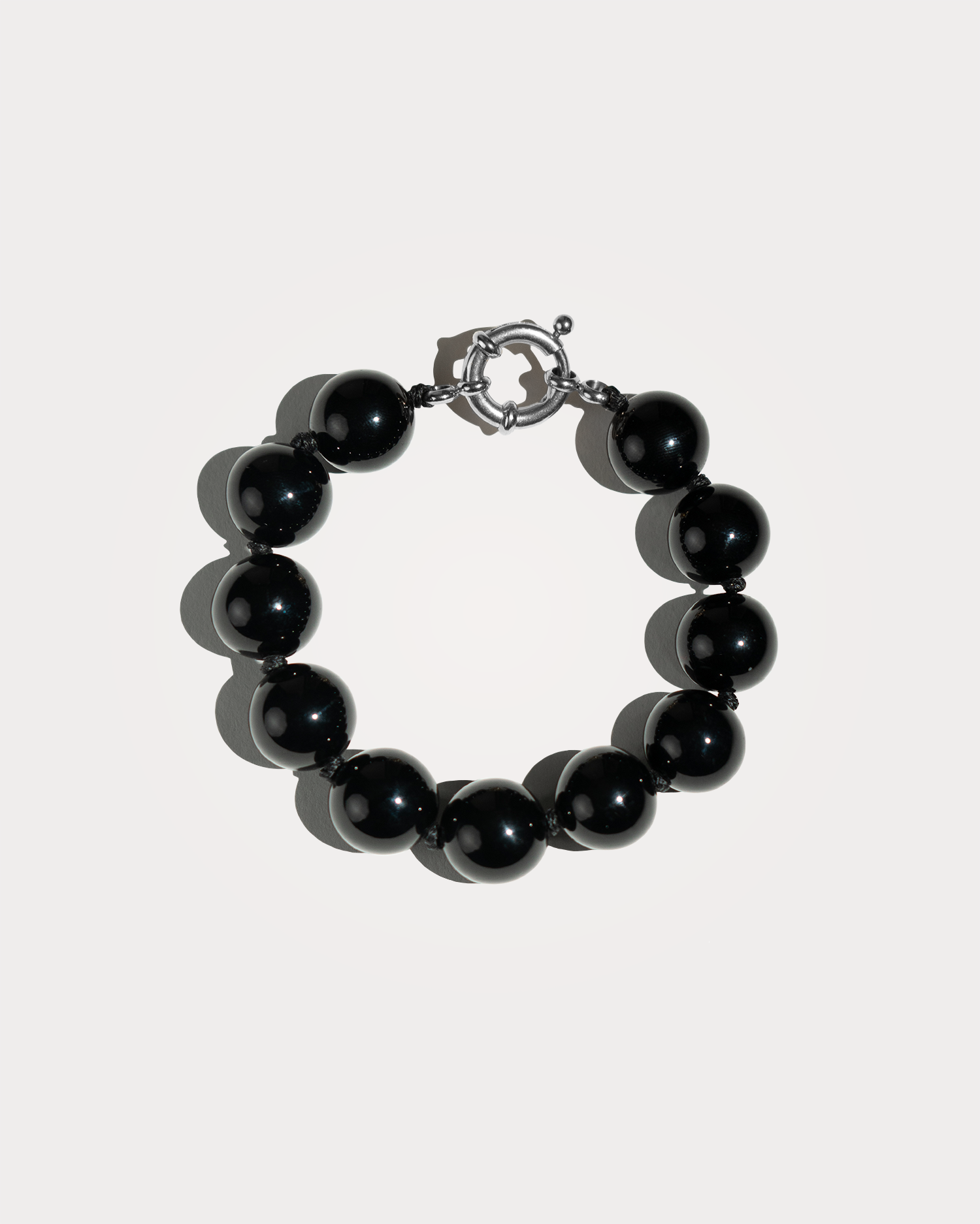 Riva, Bracelet