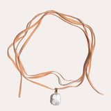 Nora, Collana