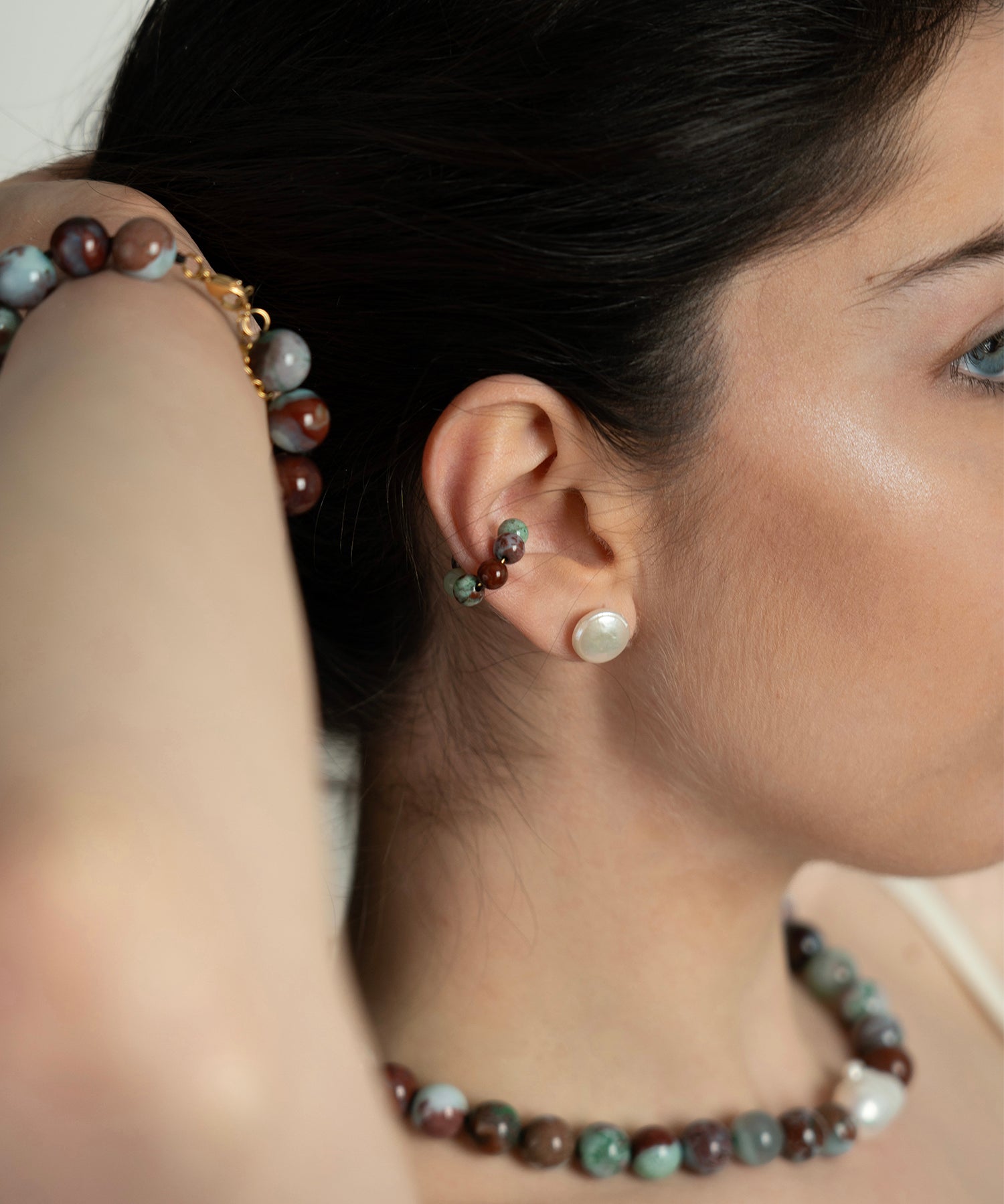 Sirena, Ear cuff