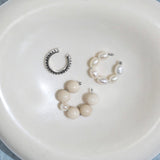 Tris Tangeri, Set ear cuff