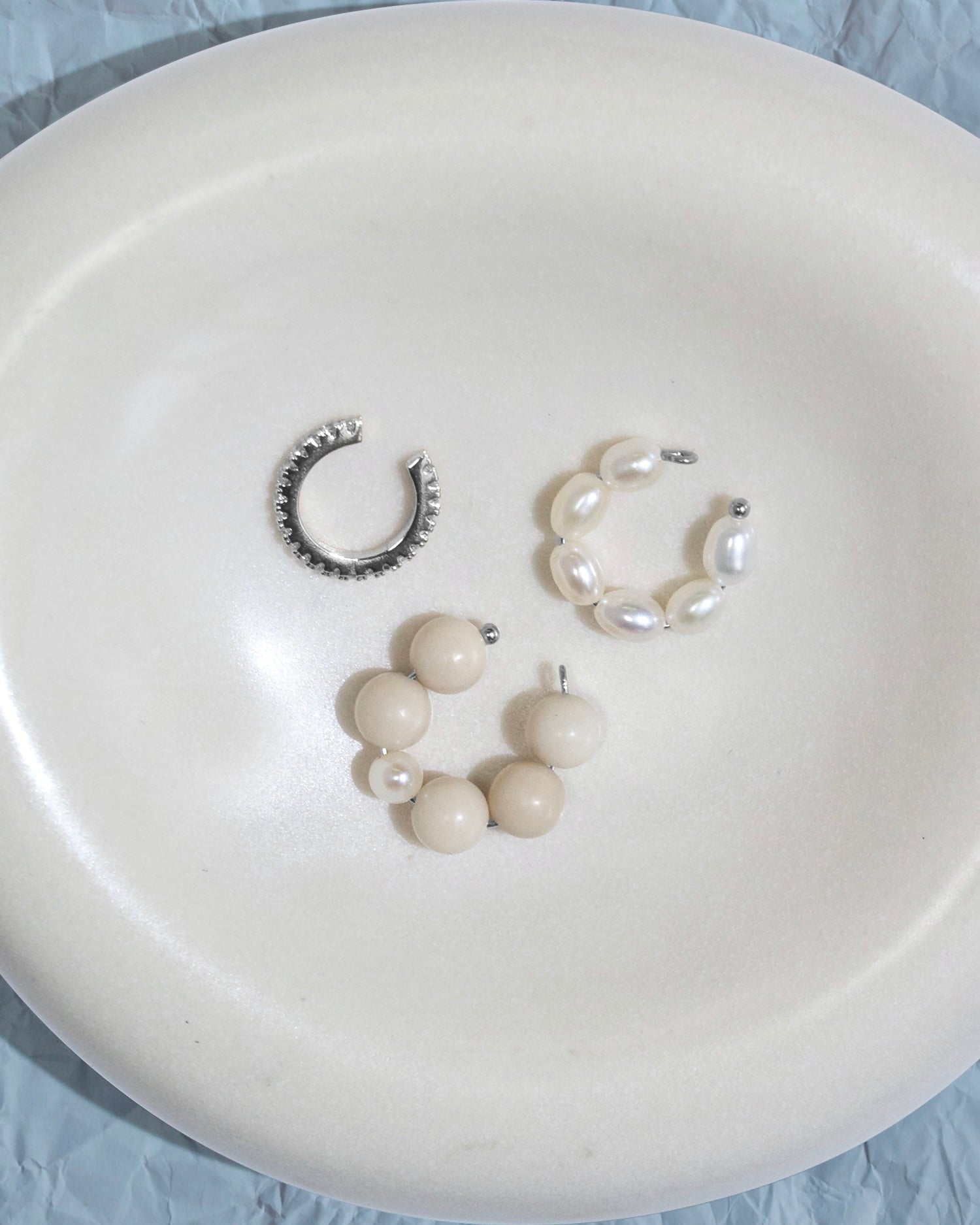 Tris Tangeri, Set ear cuff