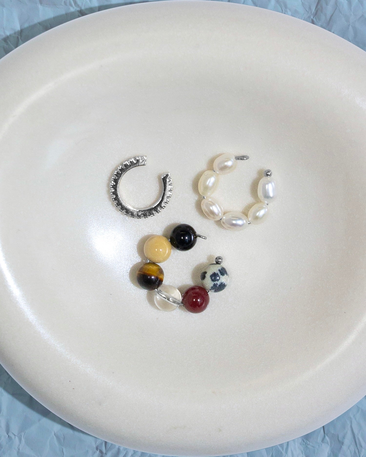 Tris Terrena, Set ear cuff