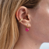 Luce, Ear cuff