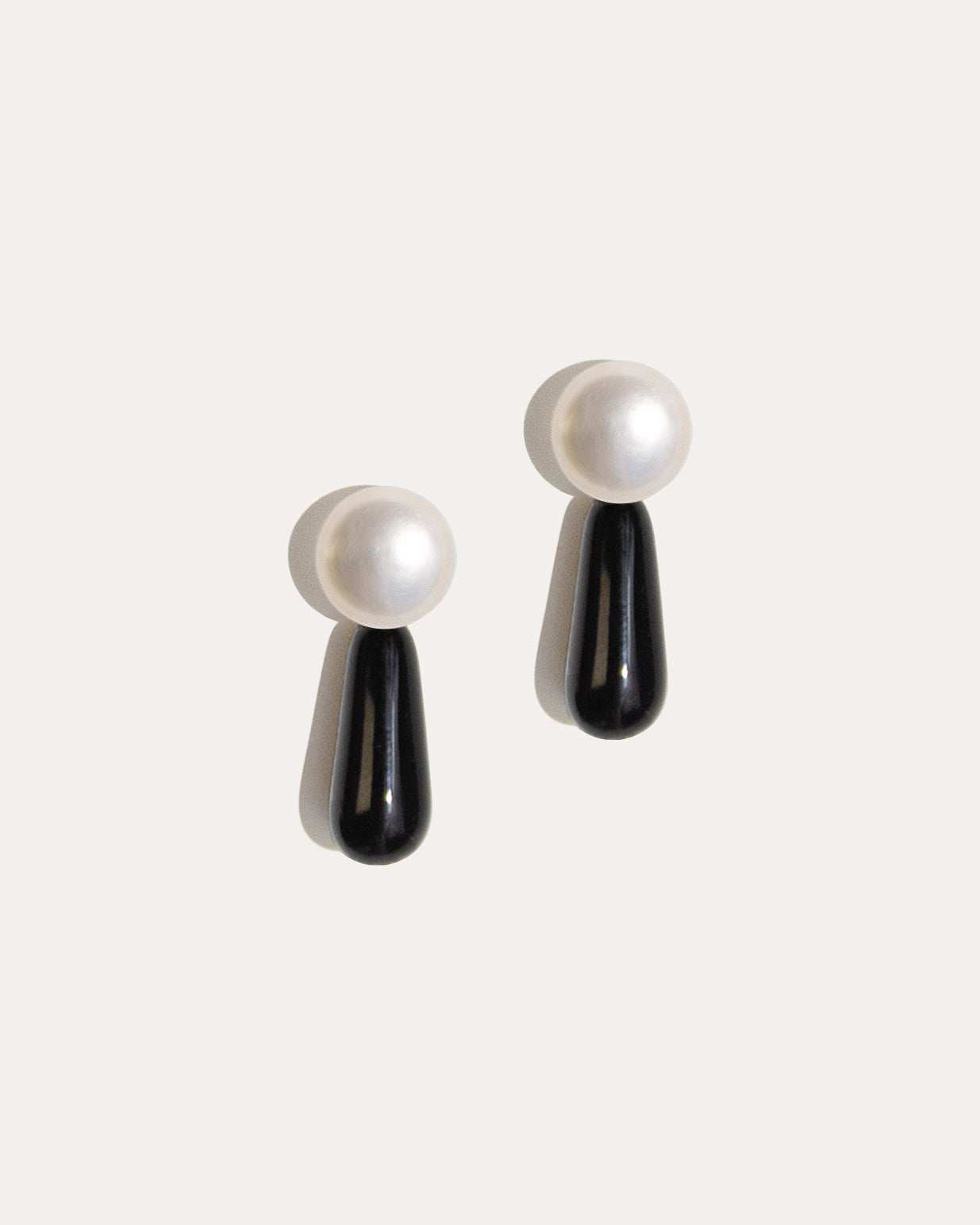 Freya, Earrings